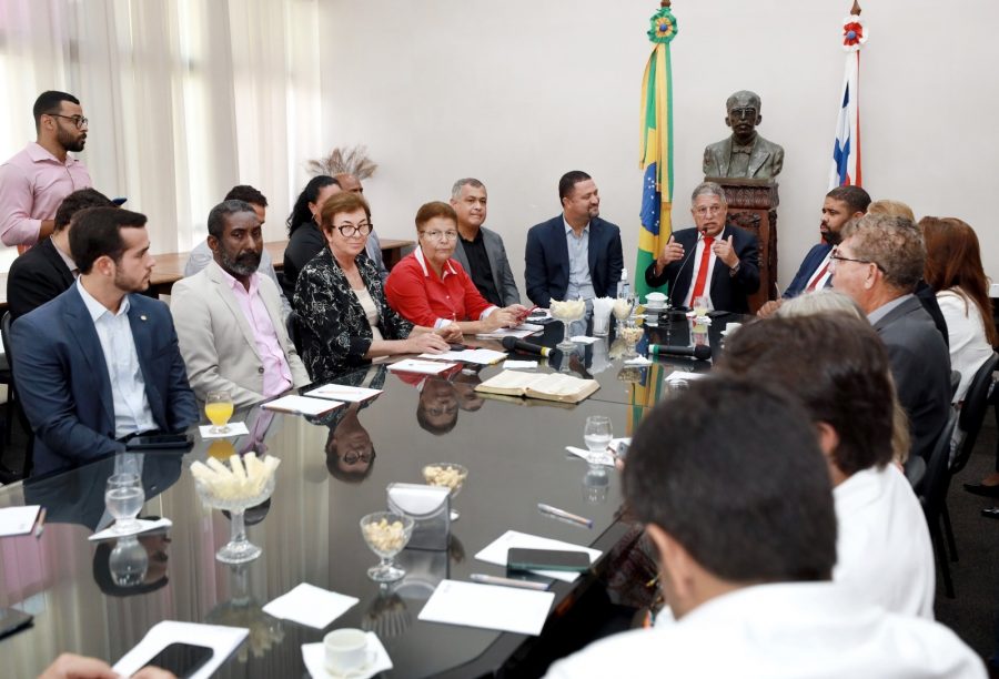 Programa Bahia Pela Paz  apresentado a deputados e deputadas na Alba