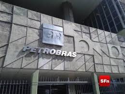 Petrobras aumenta preço da gasolina para distribuidoras