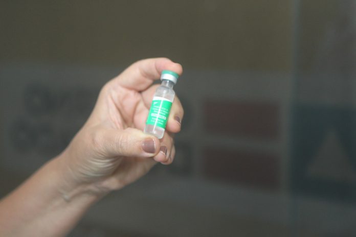 Nova remessa de vacinas contra Covid-19 chega à Bahia