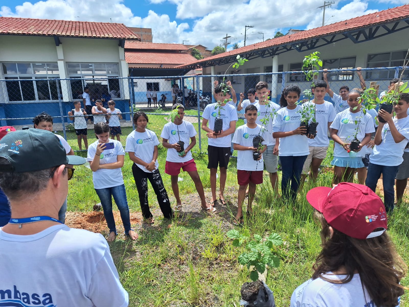 Viveiro Educador da Embasa apoia revitalizao da nascente do Carava, em Monte Pascoal