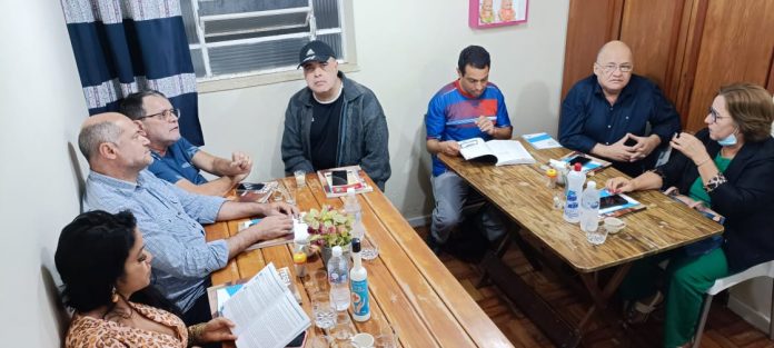 Secom Bahia debate Fake News e apresenta Manual de Orientação Eleitoral à imprensa de Conquista