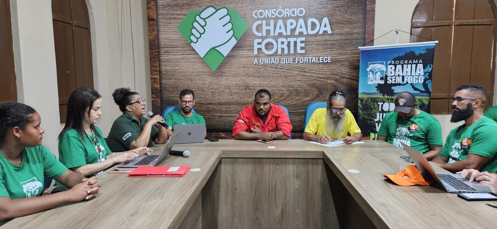 Caravana Bahia Sem Fogo promove encontro estratgico com Brigadas Voluntrias da Chapada Diamantina