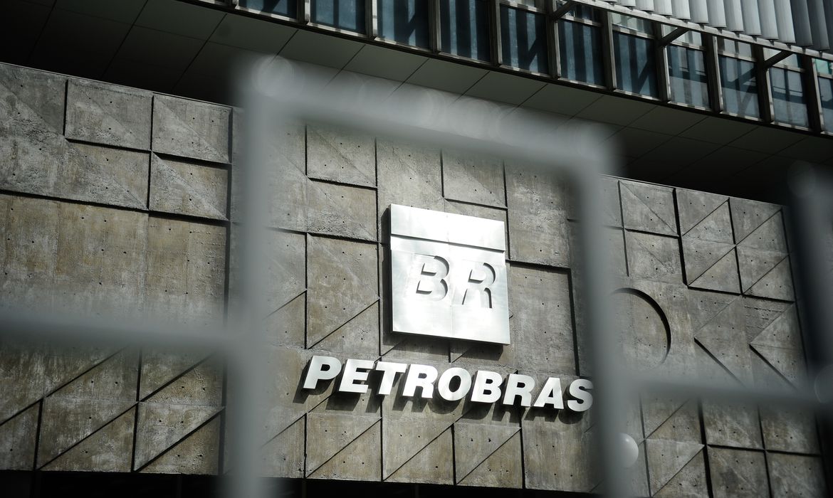 Petrobras pagar� R$ 87,8 bi em dividendos, dos quais R$ 32,1 bi para o governo