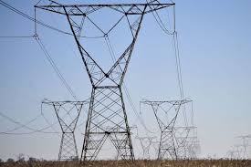 Aneel adia prazo de consulta para consumidor que gera energia elétrica