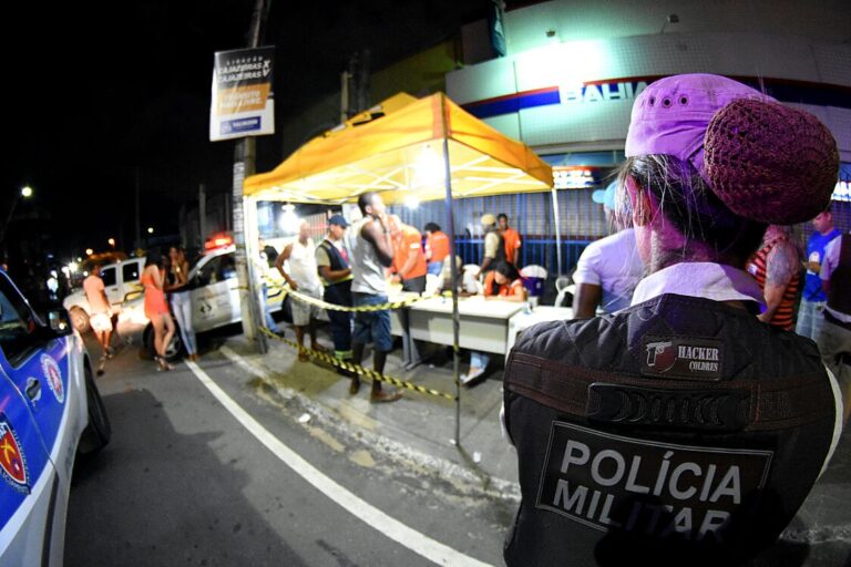 Dois motoristas são presos em blitz de alcoolemia do Detran no feriado