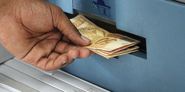 Mais de 600 mil beneficiários sacaram PIS-Pasep nos últimos cinco meses