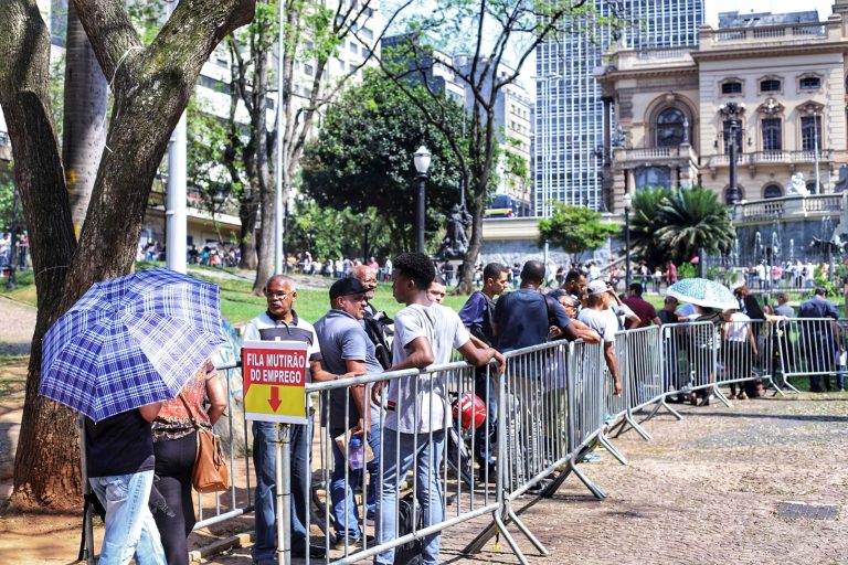 Brasil cria 213 mil postos de trabalho em setembro, aponta Caged