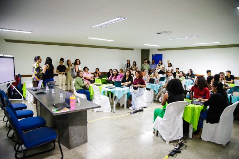 SEC promove formação sobre IA para gestão pública