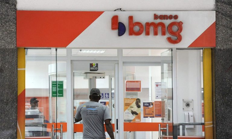 BMG vai ressarcir cobranças indevidas de empréstimos para aposentados